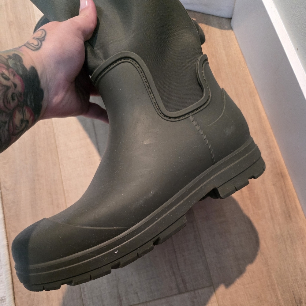 Ugg Neoprene Rainboots